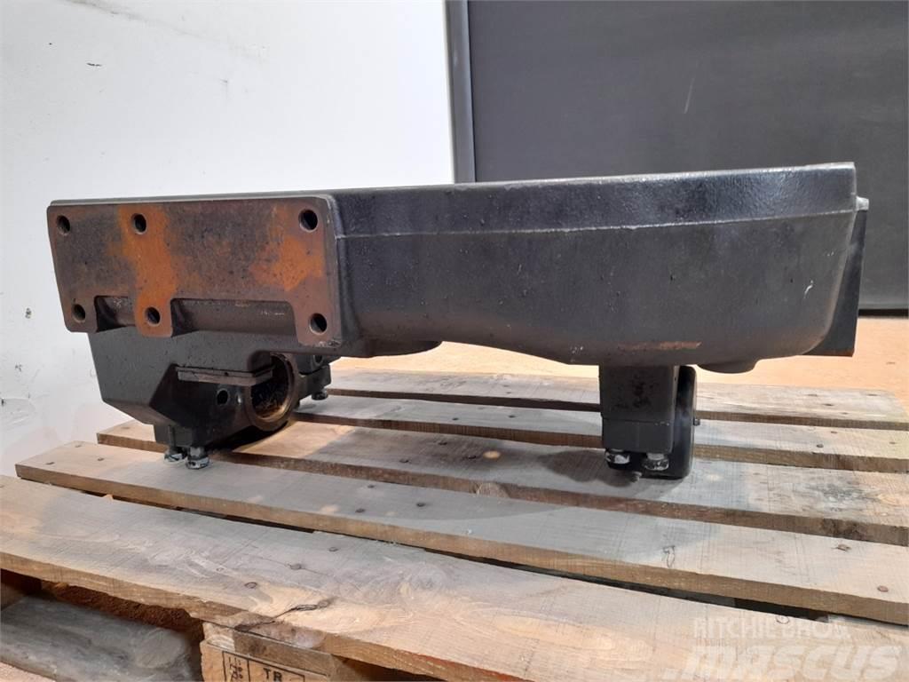 New Holland TM190 Front axle support Chassis