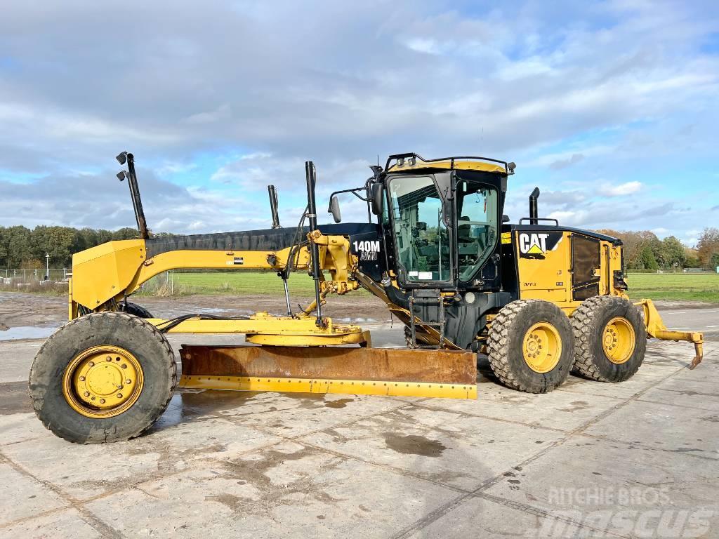 CAT 140M AWD - Excellent Condition / Ripper Grader
