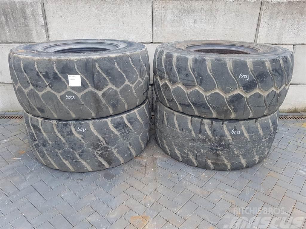 Triangle 23.5R25 - Tire/Reifen/Band Reifen