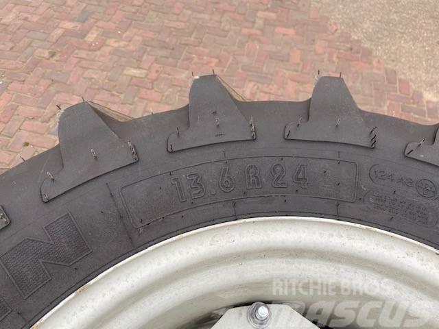 Michelin 13,6 R24 verstelbare velg (nieuw) Reifen