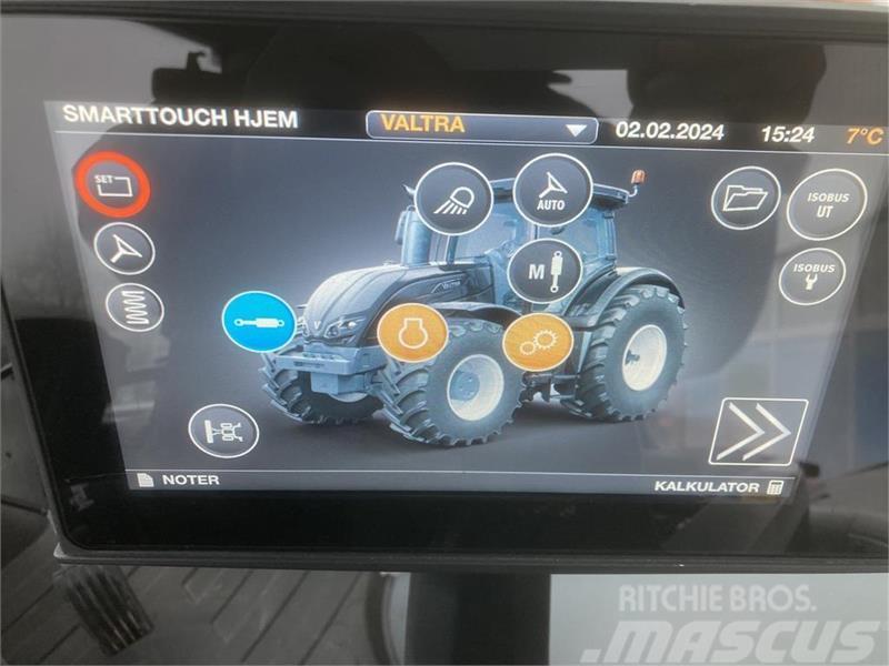 Valtra S394 Stor GPS Pakke og luftaffjedret kabine Traktoren