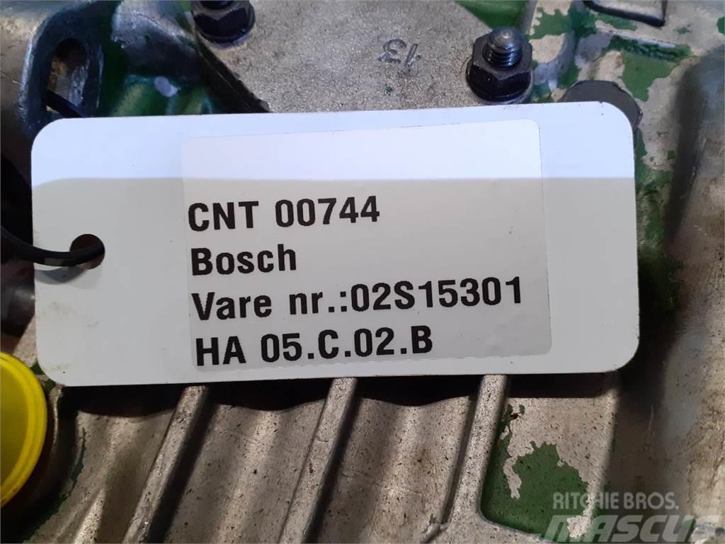 Bosch Brændstofpumpe 02S15301 Motoren