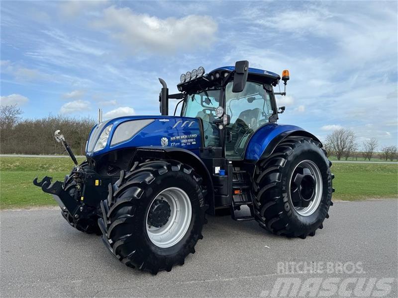 New Holland T7.270 AC BLUEPOWER Traktoren