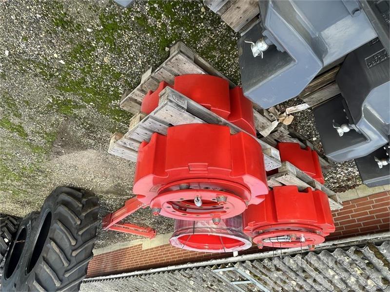 Fendt 2 X 1000 KG hjulvægte Sonstiges Traktorzubehör