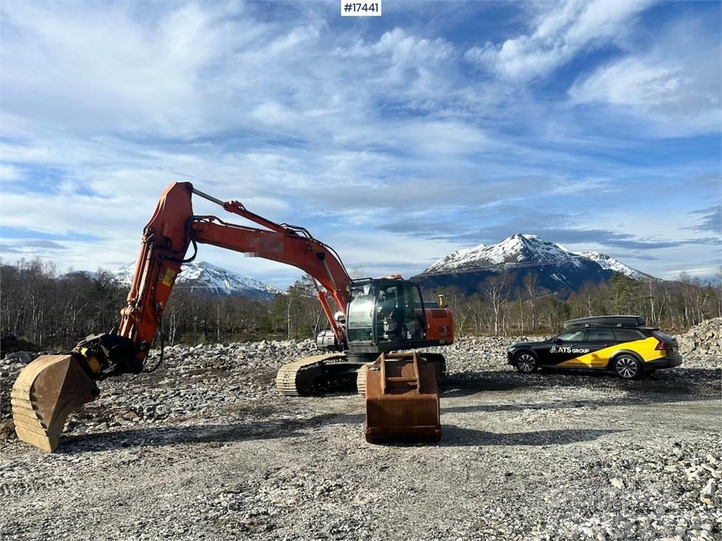 Hitachi ZX210LC-5B Tracked excavator w/ Newly overhauled R Raupenbagger