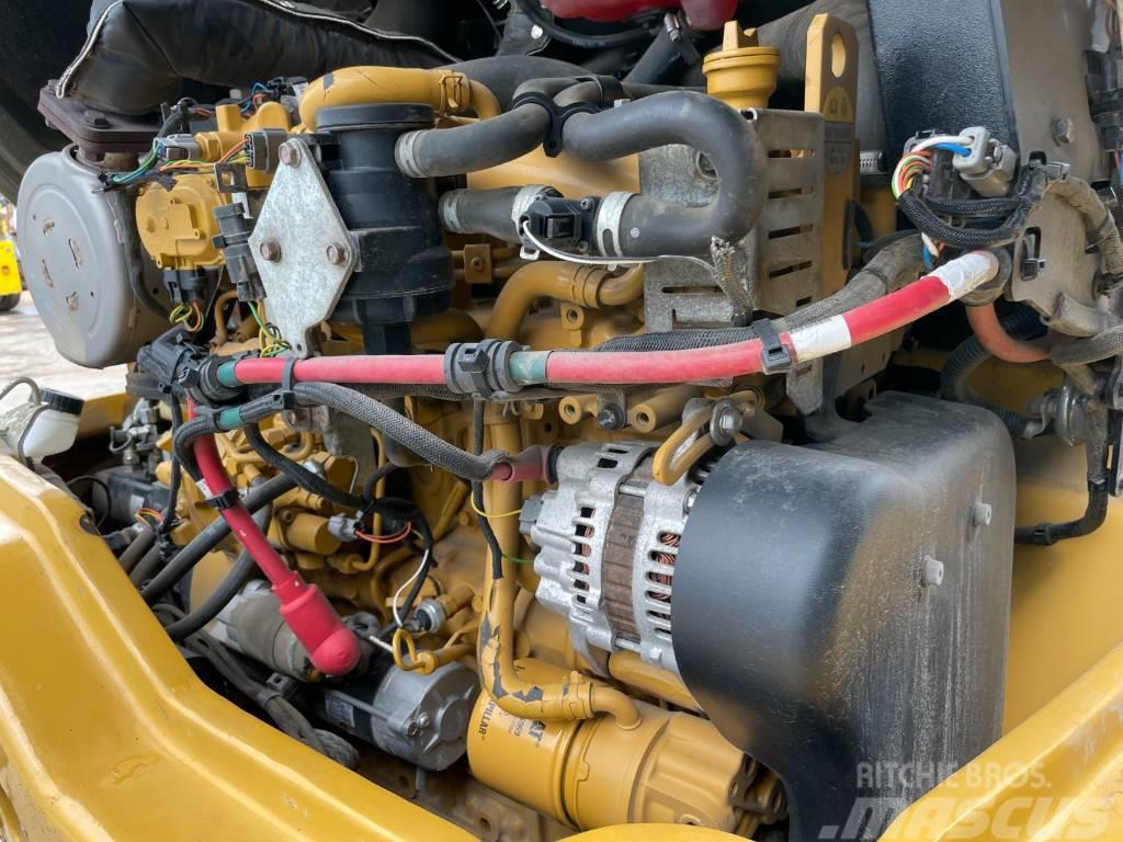 CAT 907M Radlader