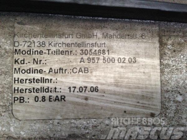 Mercedes-Benz Kühlerpaket Econic A957 500 0203 / A9575000203 Motoren
