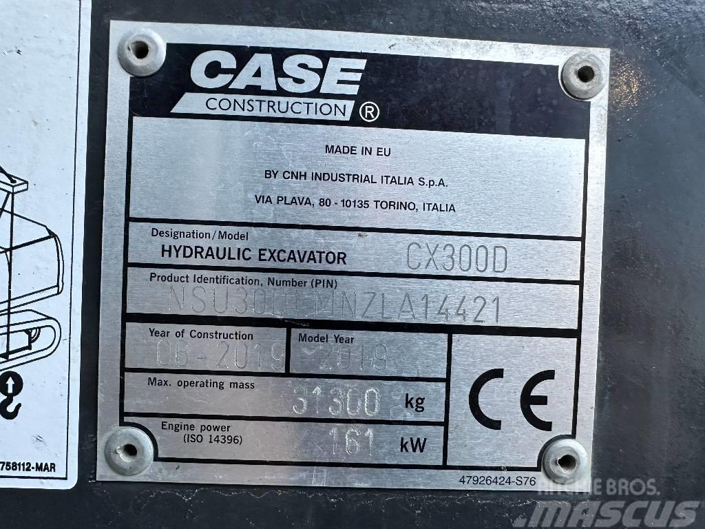 CASE CX 300 D Raupenbagger