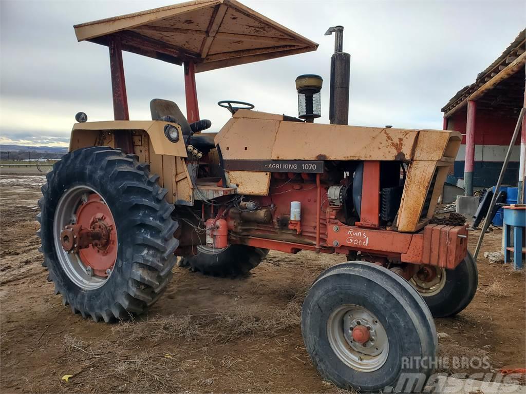  JI Case 1070 Agri King Traktoren