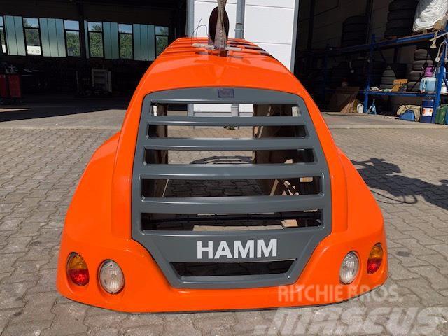 Hamm H13 H16 Motorhaube Chassis