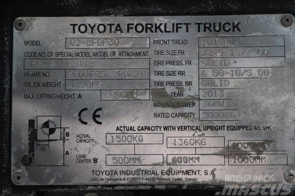 Toyota 02-8FDF30 Dieselstapler