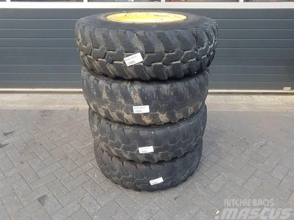 Volvo L30G-Dunlop 335/80R20 (12.5R20)-Tire/Reifen/Band Reifen
