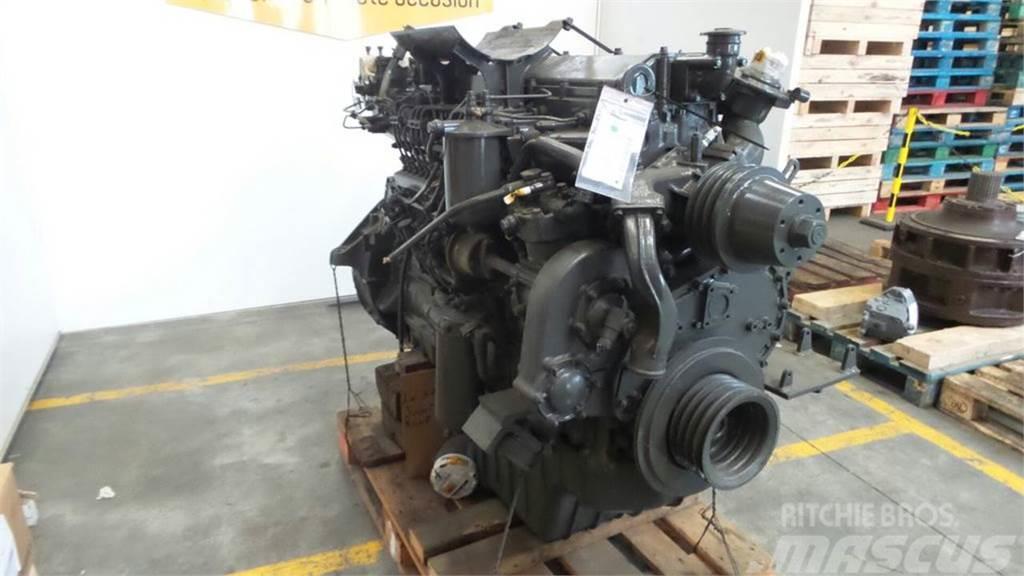 Hitachi UH121 Motoren