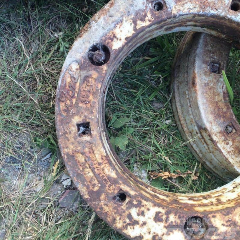 Ford Tractor Weights £250 Frontgewichte