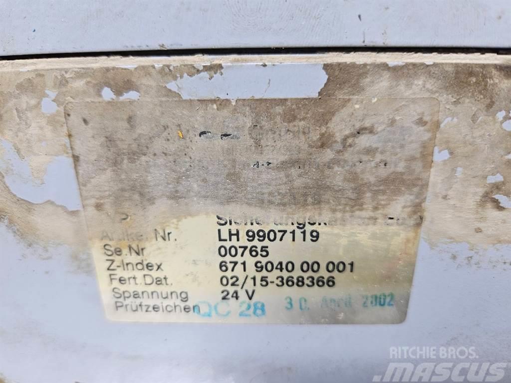 Liebherr A924B-9907119-Fuse box/Sicherungskasten Elektronik