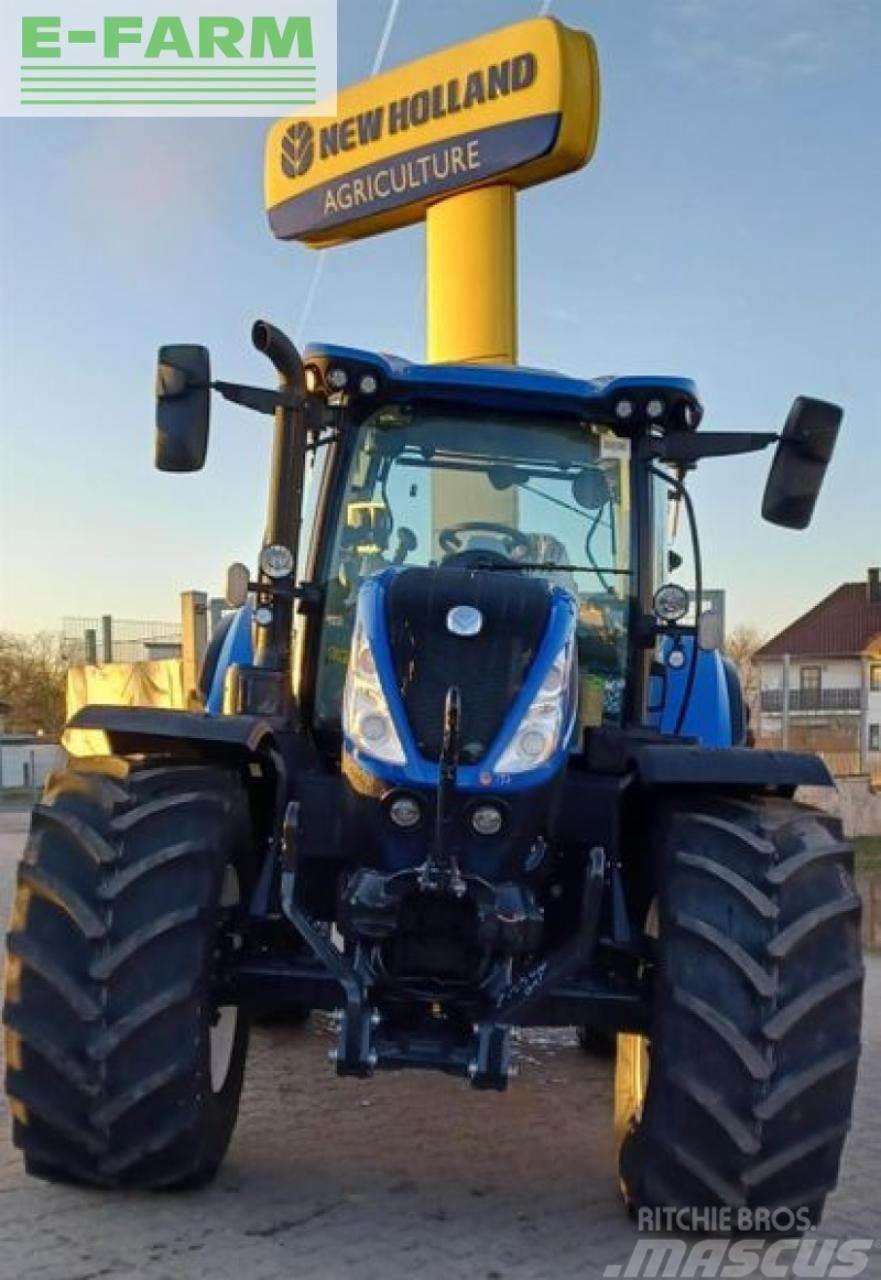 New Holland t7.225ac Traktoren
