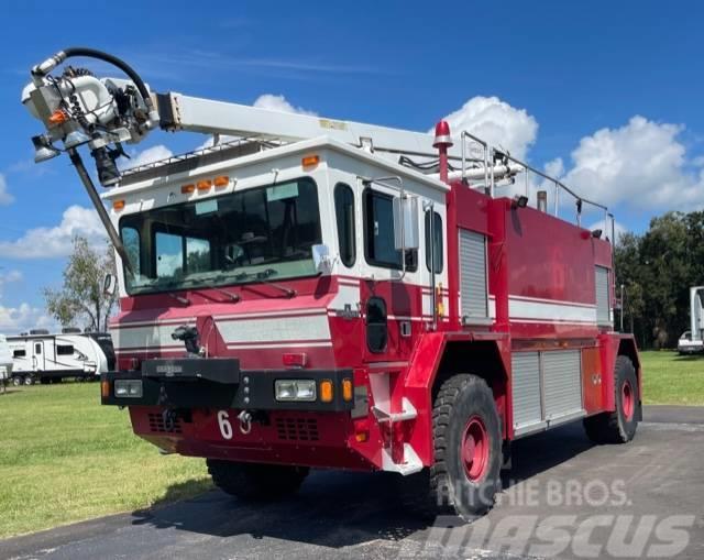  2001 OSHKOSH TI-1500AF4X4 FIRE TRUCK SKY BOOM 2001 Löschfahrzeuge