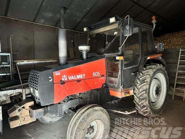 Valtra valmet 505-2  c-model  Comes in!! Traktoren