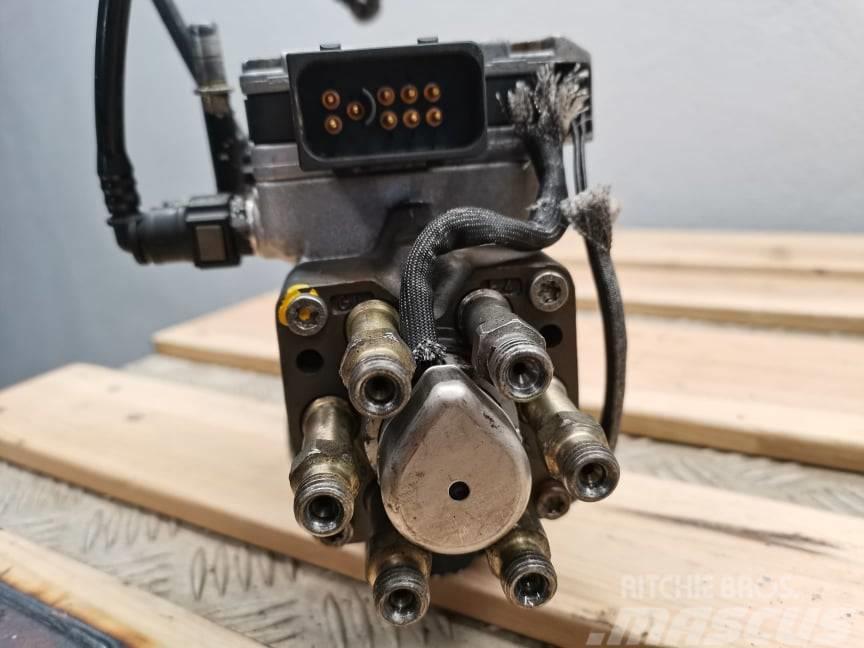 New Holland TM 190 {Bosch WDX VP30}injection pump Motoren