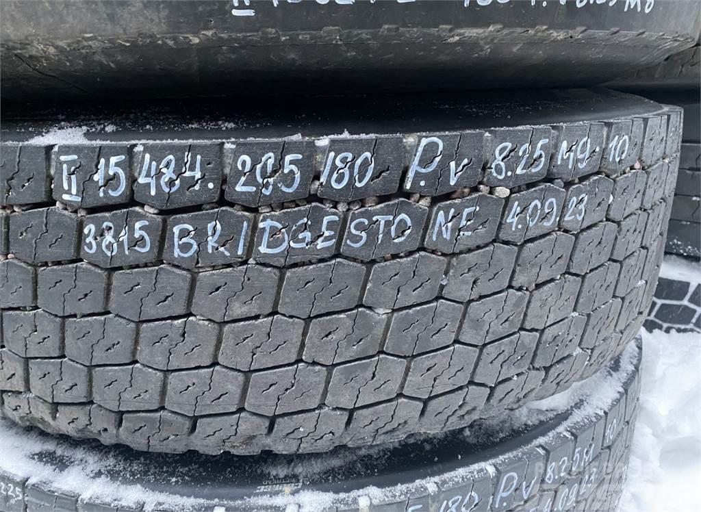 Bridgestone B12B Reifen