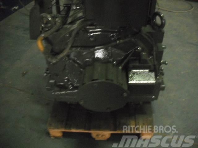 Komatsu HD605-7 gearbox Transmission Dumper - Starr