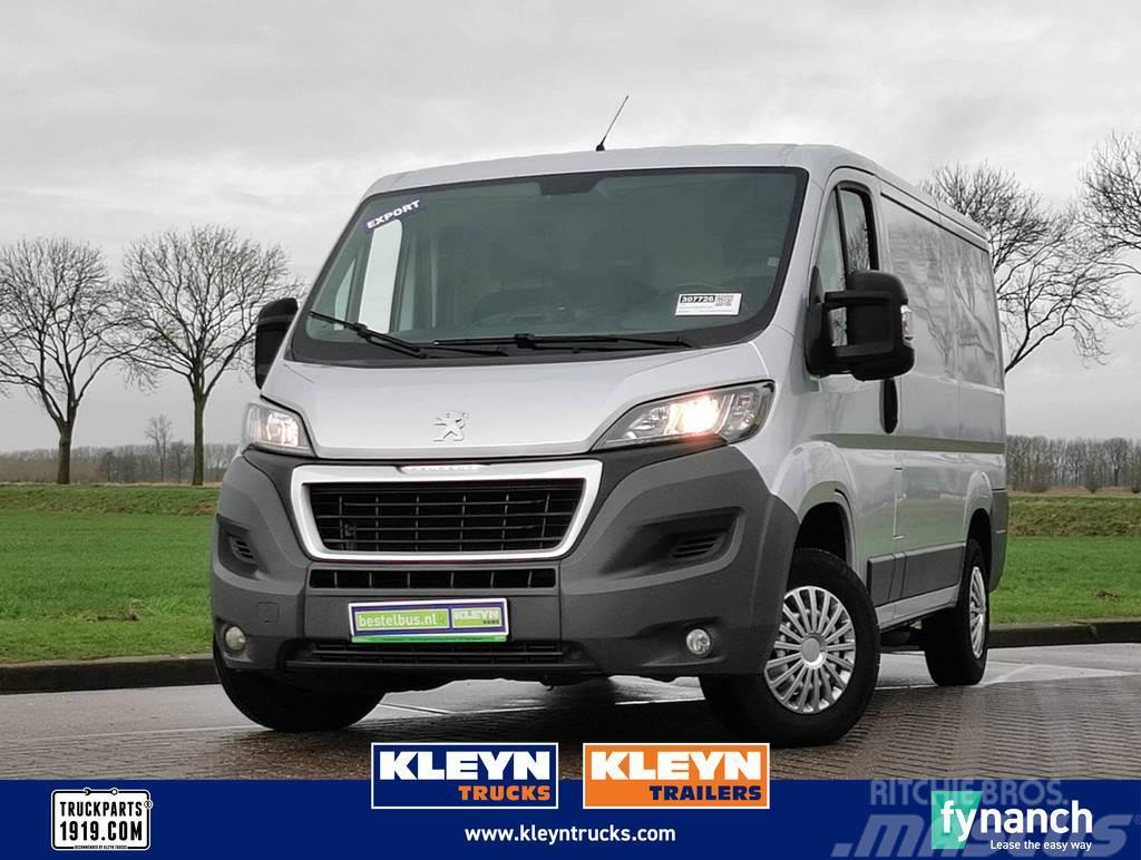 Peugeot Boxer 330 2.0 hdi Lieferwagen