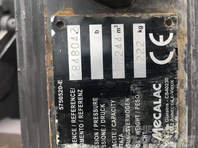 Mecalac Dieplepelbak 600 mm 10MCR Schaufeln