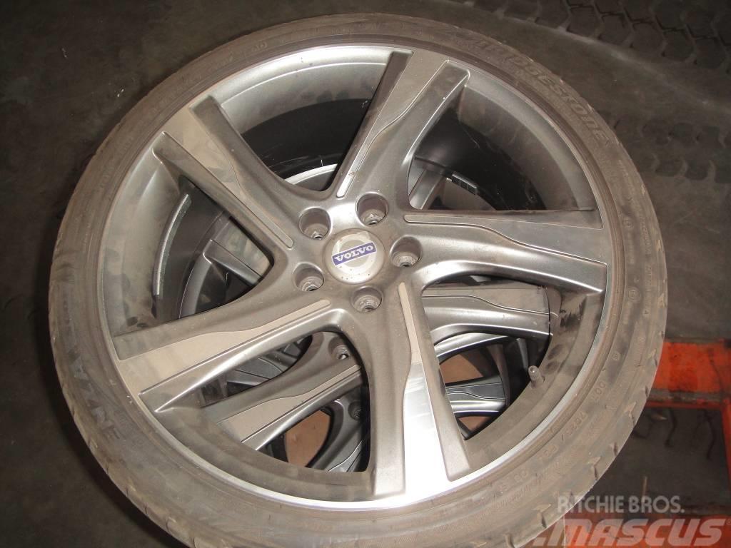 Bridgestone 245/35R19 Volvo Reifen
