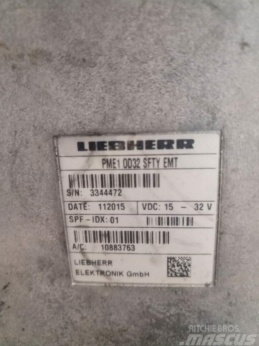 Liebherr R926 LC Elektronik