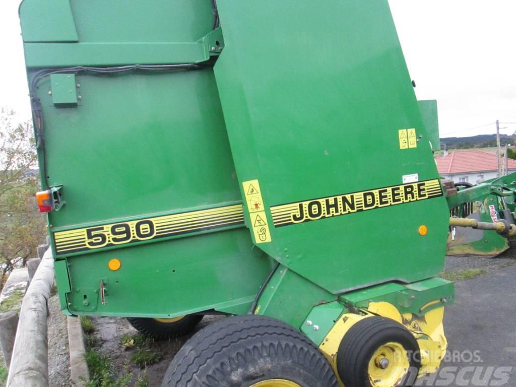 John Deere 590 Rundballenpressen