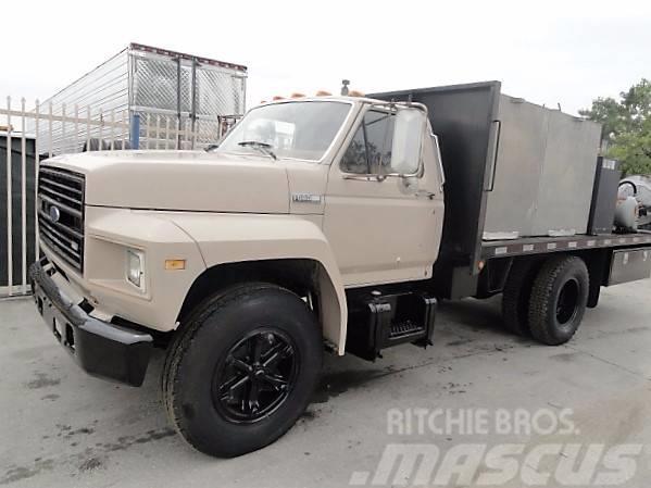 Ford F600 Andere Fahrzeuge