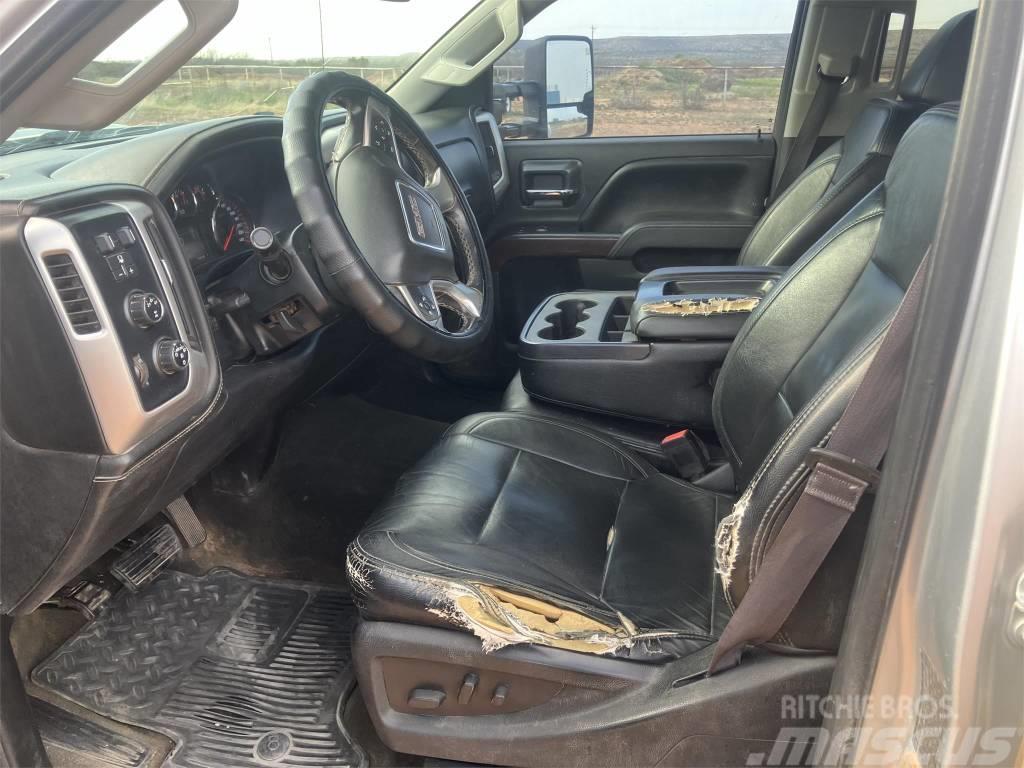 GMC 3500 HD-SLE-4X4-HIGHWAY MILES-ONE OWNER Andere Fahrzeuge