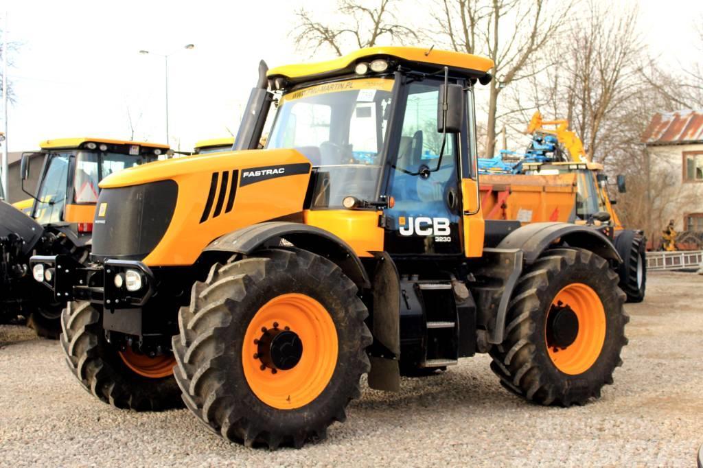 JCB Fastrac 3230 XTRA Traktoren