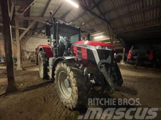 Massey Ferguson 8S225 Traktoren