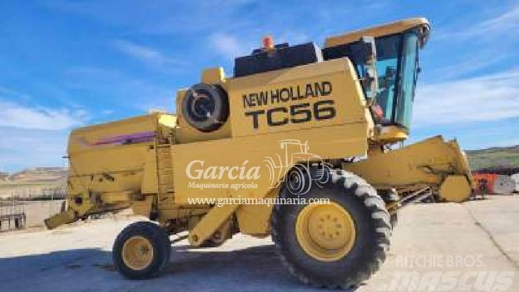 New Holland TC 56 Harvester