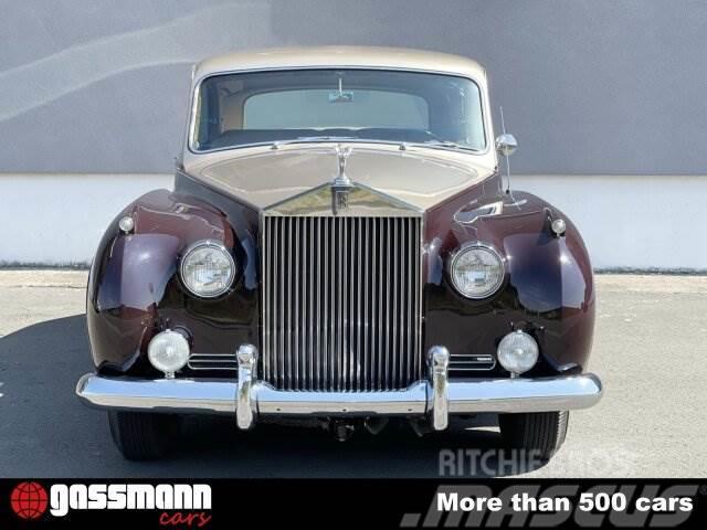 Rolls Royce Phantom V Saloon Coupe, by James Young Matching Andere Fahrzeuge