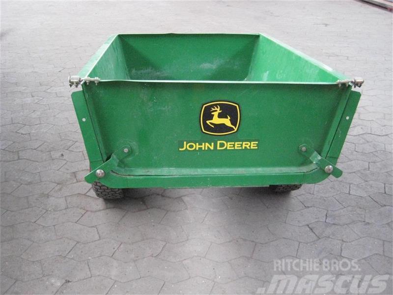 John Deere Vogn 13 Andere Kommunalmaschinen