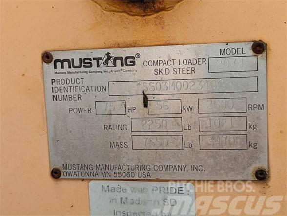 Mustang 2074 Kompaktlader
