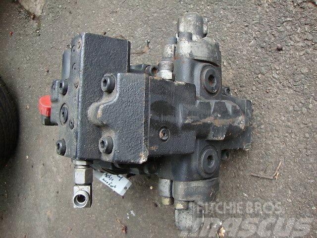 Bomag Hydraulikmotor passend Bomag BW 219 225 Andere