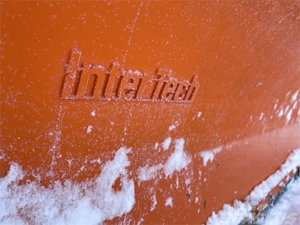 Inter-Tech SKRÅPLOV 3 METER Schneeschilde und -pflüge