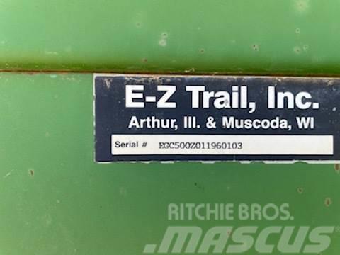E-Z Trail 500 Getreideanhänger