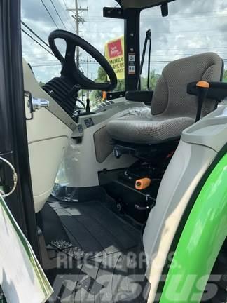 John Deere 4066R Traktoren