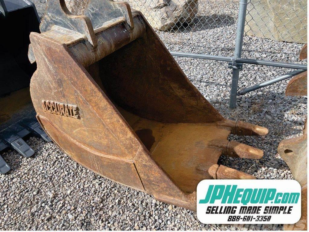 ACCURATE FABRICATING 160 SERIES 36 INCH DIG BUCKET Andere