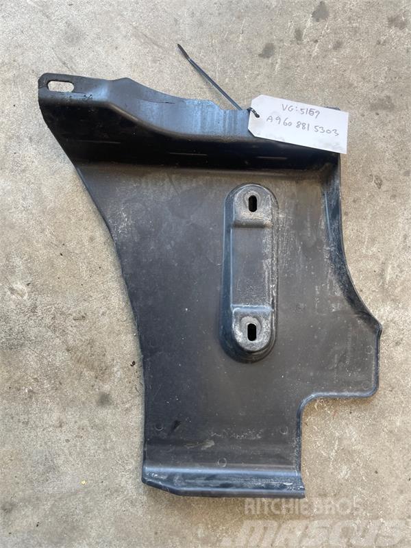Mercedes-Benz MERCEDES COVER A9608815303 Chassis