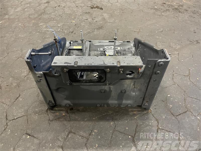 Scania SCANIA BATTERY BOX 2577204 Chassis
