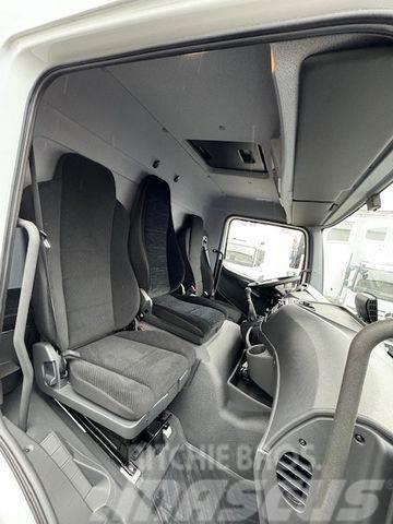 Mercedes-Benz Atego 1224 L*Pritsche 7,2m*2x AHK*3 Sitze*Gerüst Pritschenwagen/Pritschenwagen mit Seitenklappe