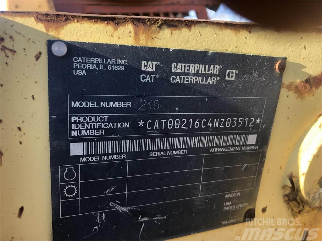 CAT 216B Kompaktlader