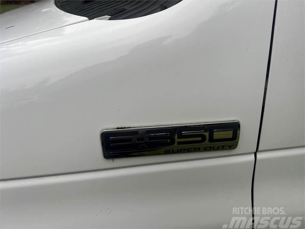 Ford E-350 XL Kofferaufbau