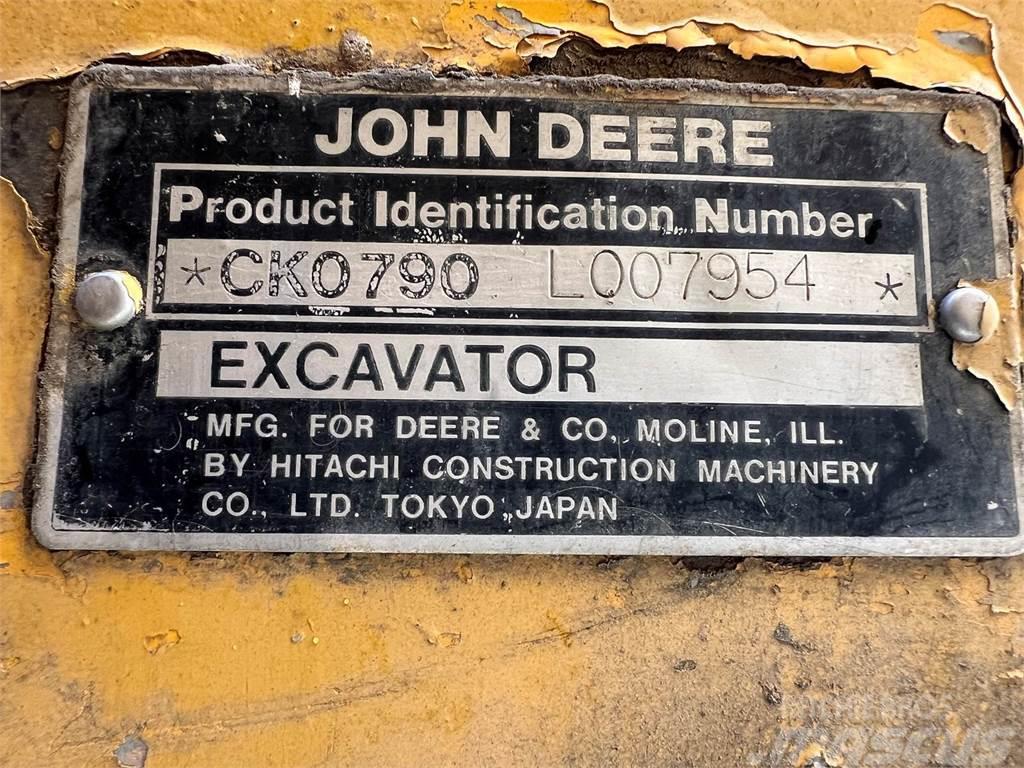 John Deere 790D LC Gelenkausleger Lader
