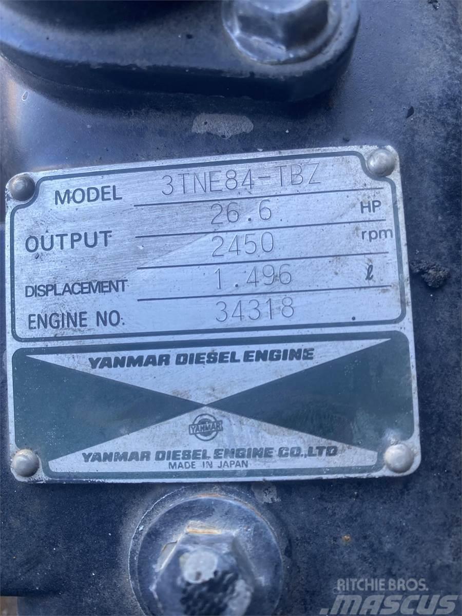 Yanmar 3TNV84T-B Motoren